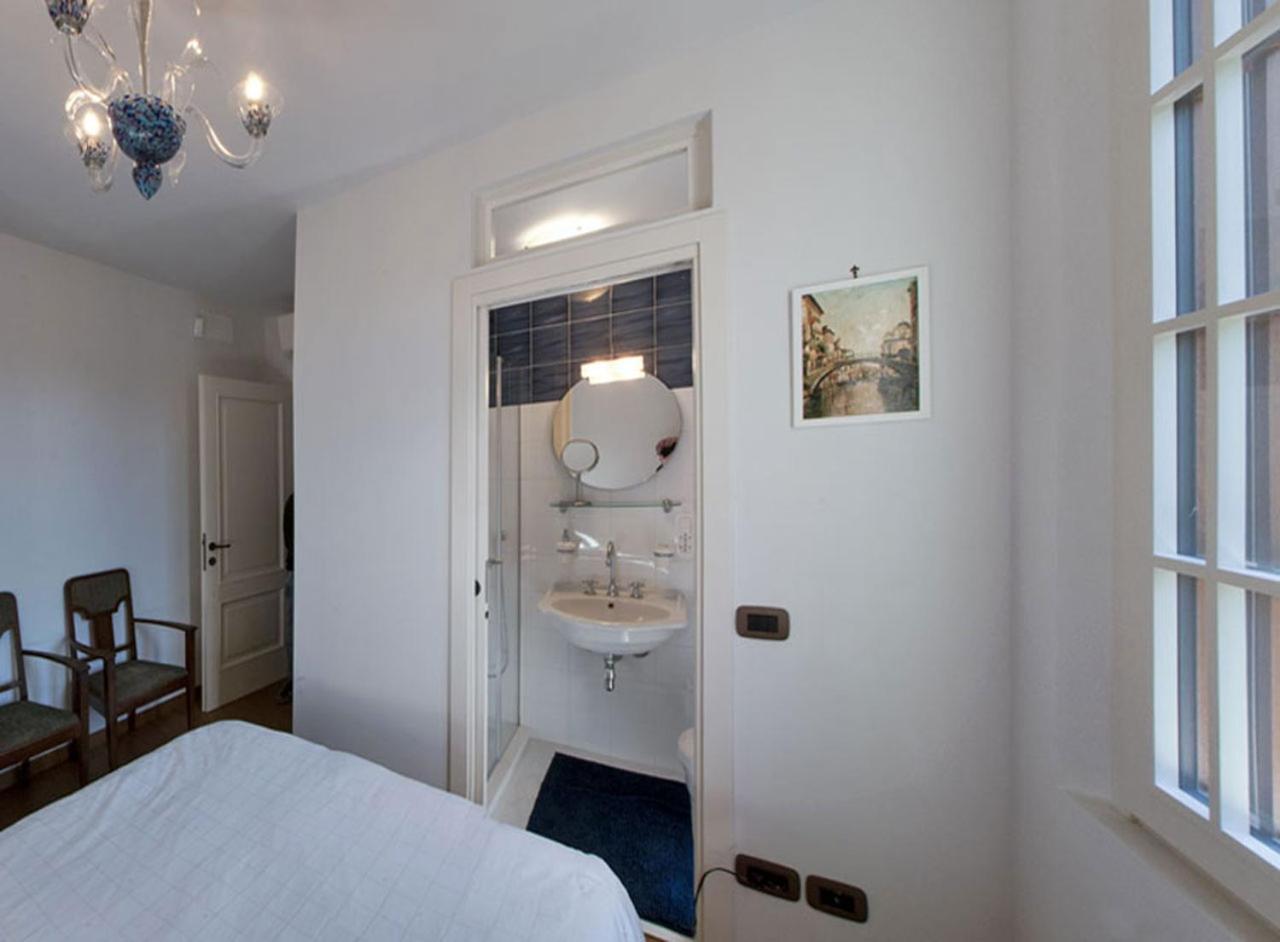Villa Contarini B&B Lido di Venezia Exterior photo